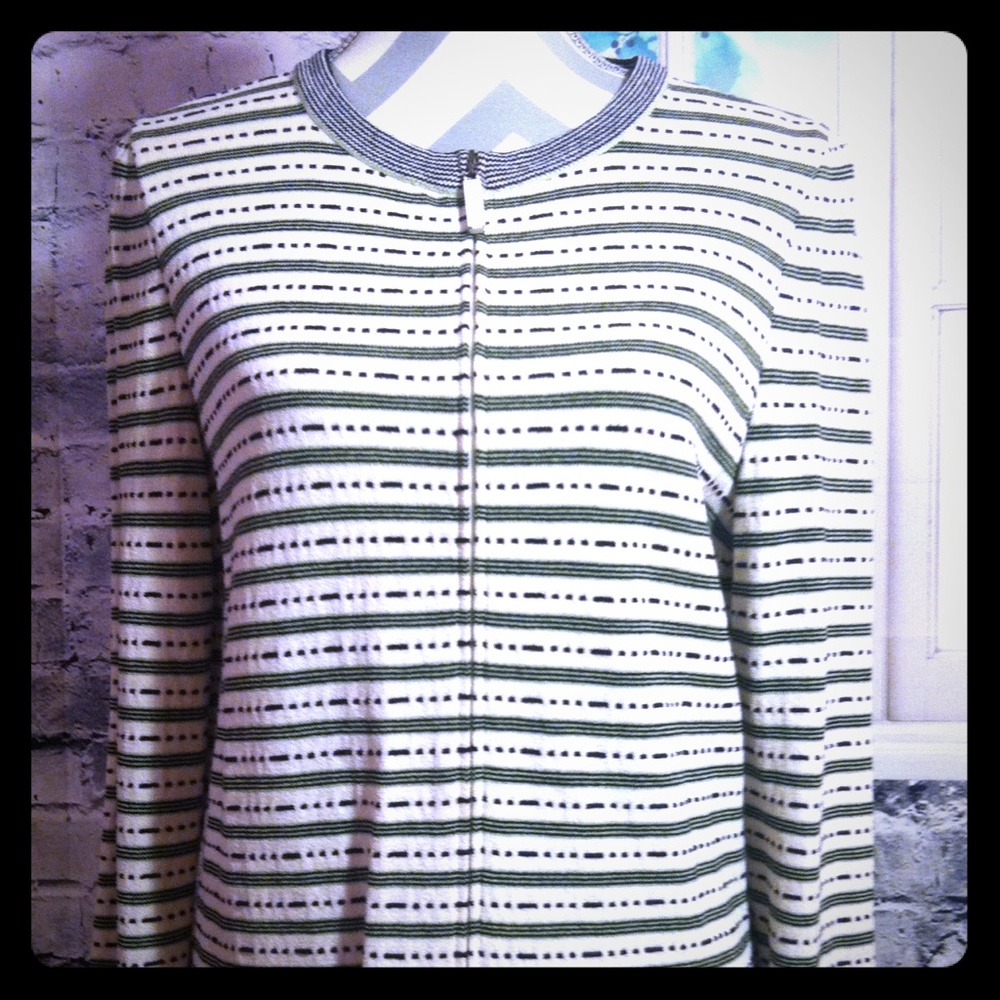 St. John Sport Jacket ( Green/White)